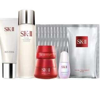 SK-II面部精华 PLUS会员：SK-II 护肤品套装（精华水 230ml+赠 同款 10ml+大红瓶面霜 15g*2+卡片+礼盒）多少钱-聚超值