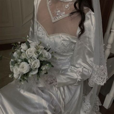 婚纱女生头像温柔高级