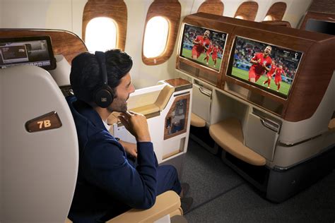 阿联酋航空ice机上娱乐系统带球迷尽享赛事精彩时刻|娱乐_新浪新闻