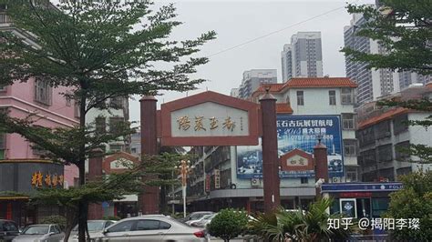 直击北京新发地市场：附近小区已封锁 商户自觉歇业 | 每日经济网