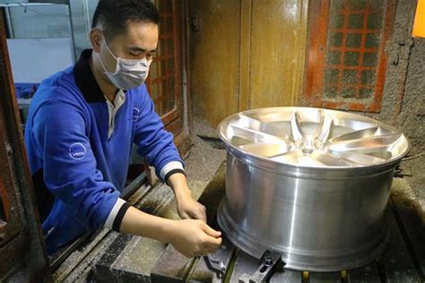 北京市手板模型加工厂家拥有多台五轴加工机-深圳拓维模型公司