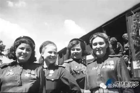 苏联女兵竟这样对待日本俘虏:解决个人需求