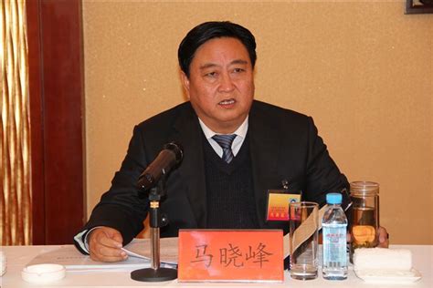 文国栋升副部 曾是全省最年轻县委书记_凤凰网