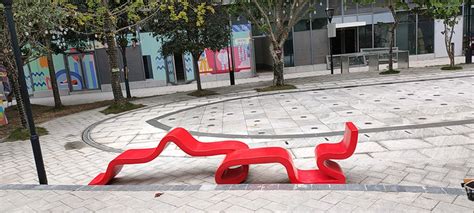 海南户外街区广场定制玻璃钢飘带坐凳 - 欧迪雅凡家具