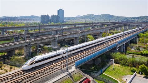 中央为广西建设第1条时速350km高铁，在南宁等6城设7站，开通在即|贵州|高铁|贵南_新浪新闻