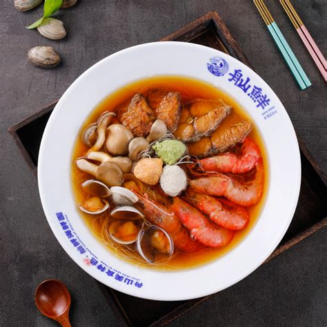 浙江最出名的七碗面：虾爆鳝面李，舟山海鲜面名列第一_巴拉排行榜