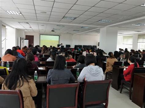 彭州市第六区片教师信息化2.0专家培训在彭州中学举行 - 本地 - 无限成都
