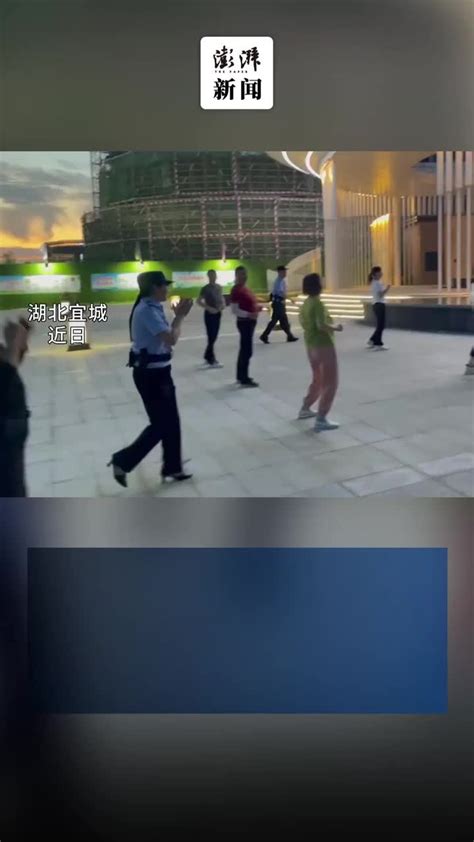 中国大妈在莫斯科红场跳广场舞引来警察(图)|广场舞|中国大妈_凤凰资讯