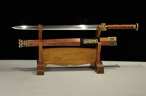 古龙汉剑 - 战汉群雄 - 中国刀剑 - 产品分类 - 喧哗上等刀剑堂