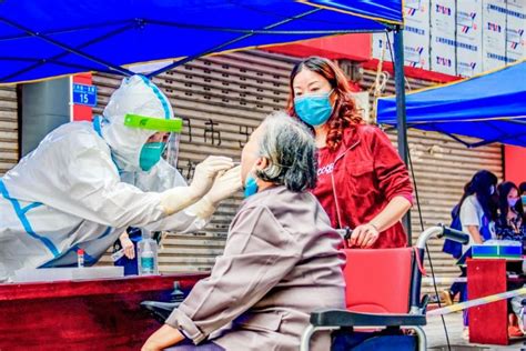 一键查询附近核酸检测站点，多个旅游平台上线防疫信息查询功能 - 周到上海