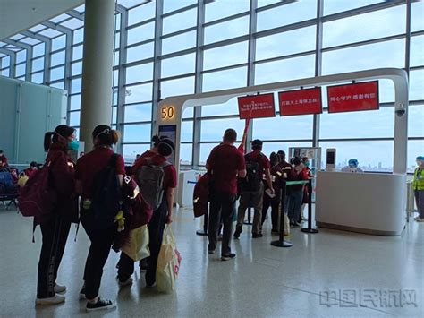 海南航空包机护送援沪医疗队顺利返琼-中国民航网
