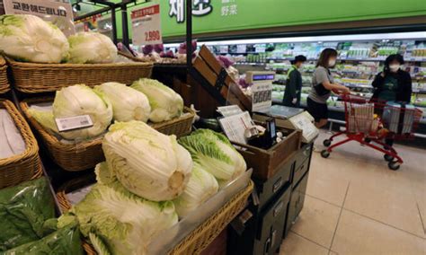 一颗白菜最高卖50人民币！韩媒：自产泡菜涨价，从中国进口激增 - 世相 - 新湖南
