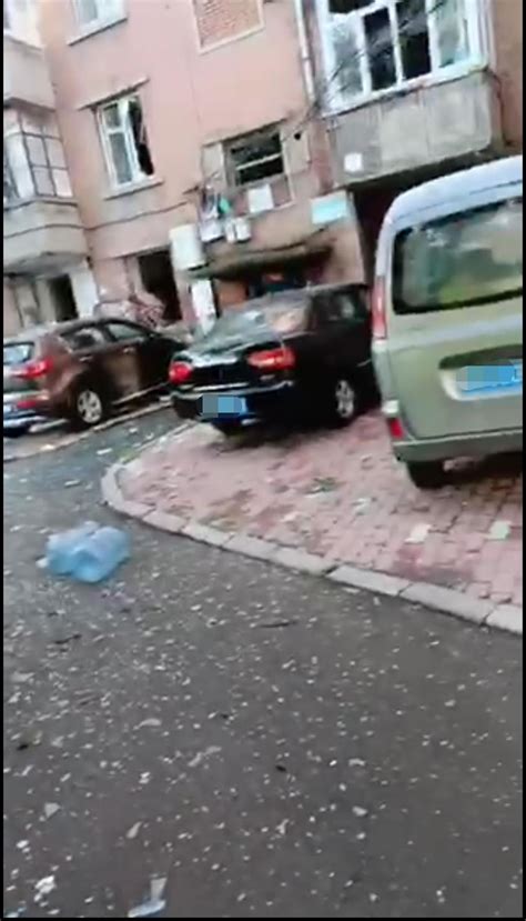 哈尔滨一居民楼突发爆炸伤亡不明 多户塑钢窗被炸飞_凤凰网