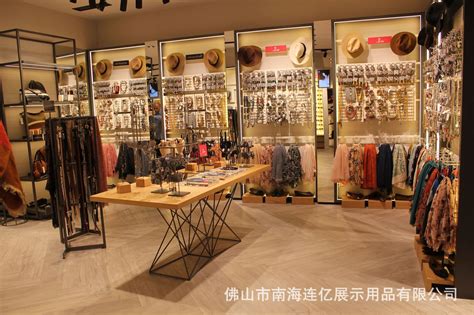 珠宝首饰店展柜壁柜案例