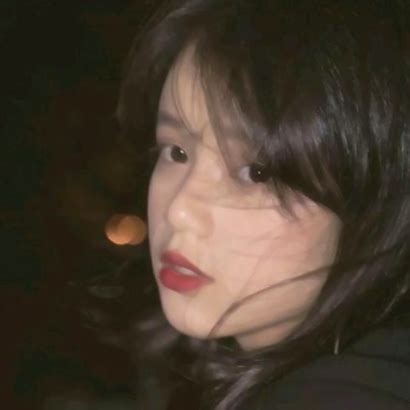 非主流漏腰头像女生