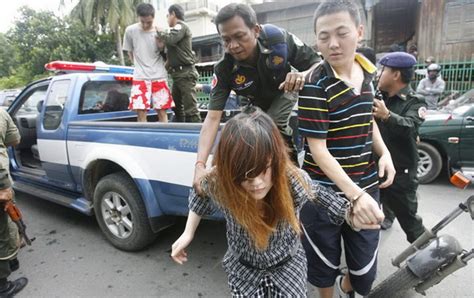菲律宾女毒贩被处决维护法律尊严 枪决现场图曝光_第一金融网