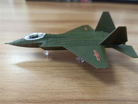 成品1:144飞机模型中国J-31歼31战斗机FC-31多种颜色满50包邮-淘宝网