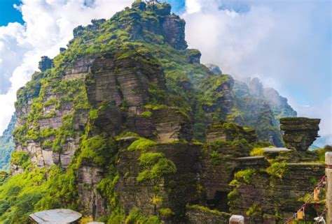 铜仁大峡谷，山水立江湖_景区