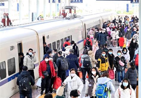 广西柳州火车站“成长记”|无人机|柳州|火车站_新浪新闻