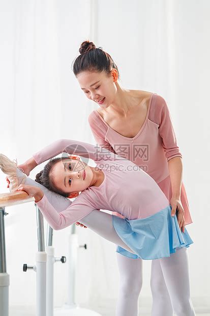 非主流舞蹈<a href=http://www.buer123.com/zt/129.html target=_blank class=infotextkey>老师</a>头像