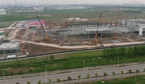 特斯拉上海超级工厂初具规模 地基已经打好 - 新能源汽车 - 策牛网