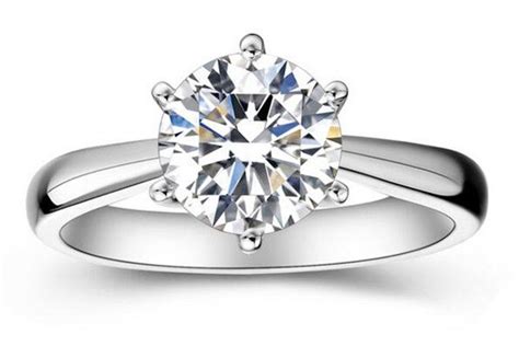 18k钻戒怎么样 18k钻石戒指多少钱及多大图片 – 我爱钻石网官网