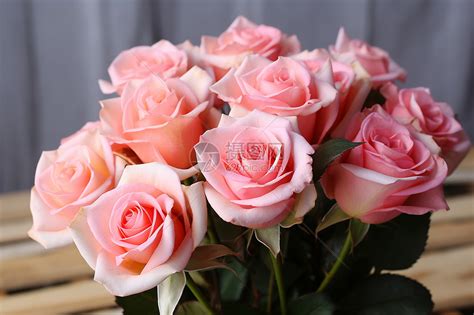 粉玫瑰花束图片