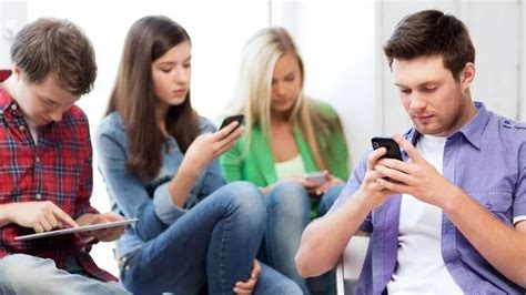 【每日外刊精读】美国学校让孩子带手机吗? - 知乎