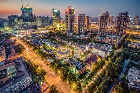 武汉最繁华的区是哪个？|江汉区|武汉|汉口_新浪新闻