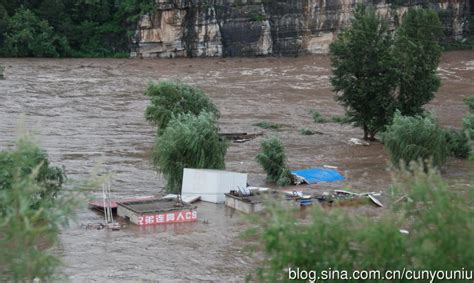 2012年7月21日十渡洪水实况（最大洪峰到来时）