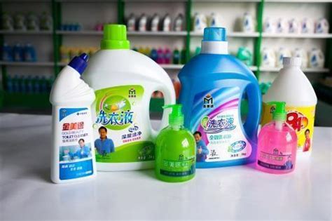家庭常用洗涤剂主要有哪些类型？各有哪些特点？