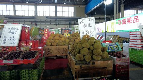 九鼎批发市场一个月进购蔬菜、水果2000吨--克拉玛依网