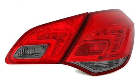 Opel Astra J LED stražnja svjetla lampe crveno / smok
