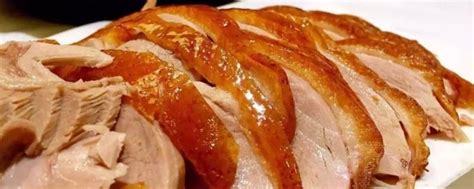 【图文】北京烤鸭的做法_北京烤鸭的家常做法_北京烤鸭怎么做好吃_做法步骤,视频_北京烤鸭-美食天下