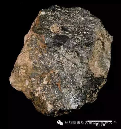 让你辨别大多数像陨石的石头，几种简单的陨石鉴定方法！__凤凰网