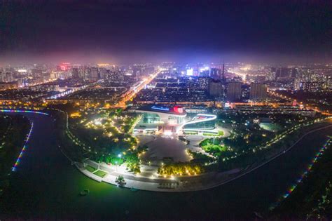 河北衡水城市夜景灯光航拍摄影图-包图企业站