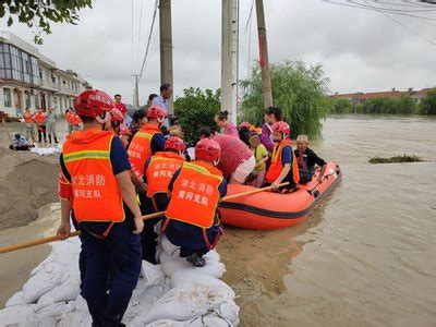 【点赞】洪水就是命令 土左旗警方成功营救被山洪围困的9名人员和6辆汽车