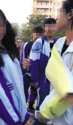 警方调查“105中学女生被打”|学生|校方_凤凰财经