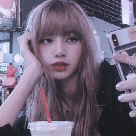 女生头像lisa温柔点