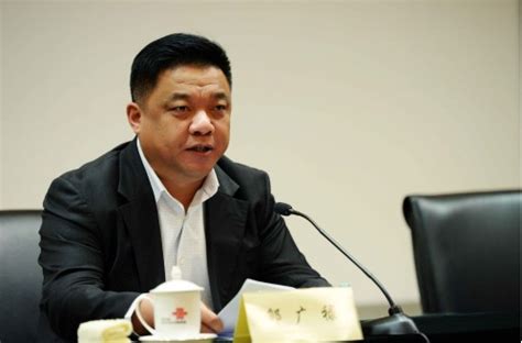 铜仁电信总经理郑光华从公司副总升任至今已四年 曾获劳模称号 - 运营商世界网