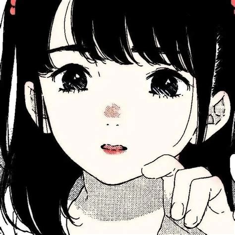 温柔白底动漫女生头像