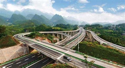 这个省交通太厉害，县县通高速，2022年要排名中国第一