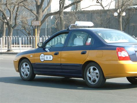 400辆新型出租车组成“进博会强生专属车队” 强生3000辆出租车安装DVR取代防劫板 - 周到上海