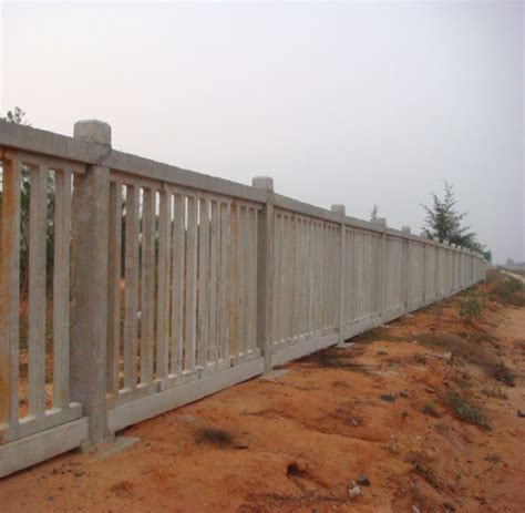 围栏护栏价格 水泥仿木栏杆多少钱一米_护栏/围栏/栏杆_第一枪