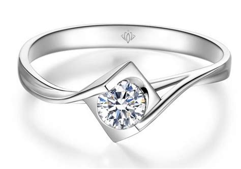 『珠宝』全球一周：Rapaport 公布2月钻石报告，1克拉钻石价格指数下降0.3% | iDaily Jewelry · 每日珠宝杂志