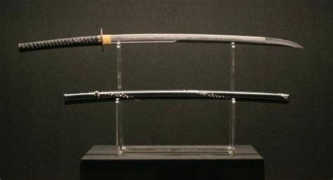 日本三大名刀第一把巨大刀刃设计，最后一把被供奉成“御神刀”