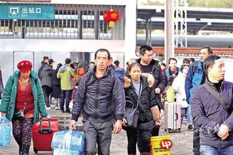 重庆梁平：高铁驶过美丽乡村-人民图片网