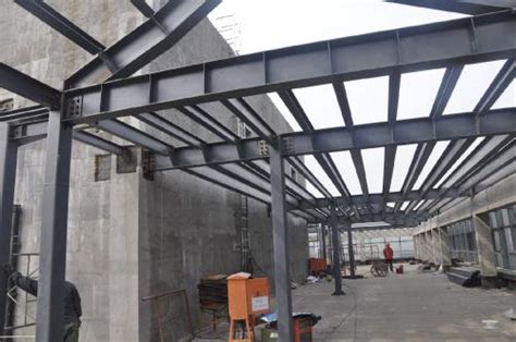 兰州钢结构施工的制作与安装-兰州新区雅泰彩钢有限责任公司