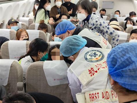 成都航空服管人员在疫情防控中践行初心使命 – 中国民用航空网
