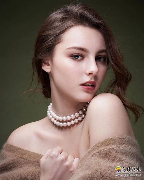 俄罗斯模特Kulakova Sonya 太好看了吧|模特|俄罗斯_新浪新闻